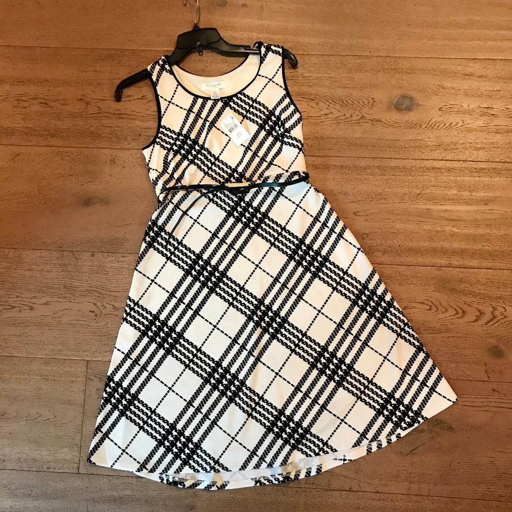 Motherhood Maternity Black and White plaid dress